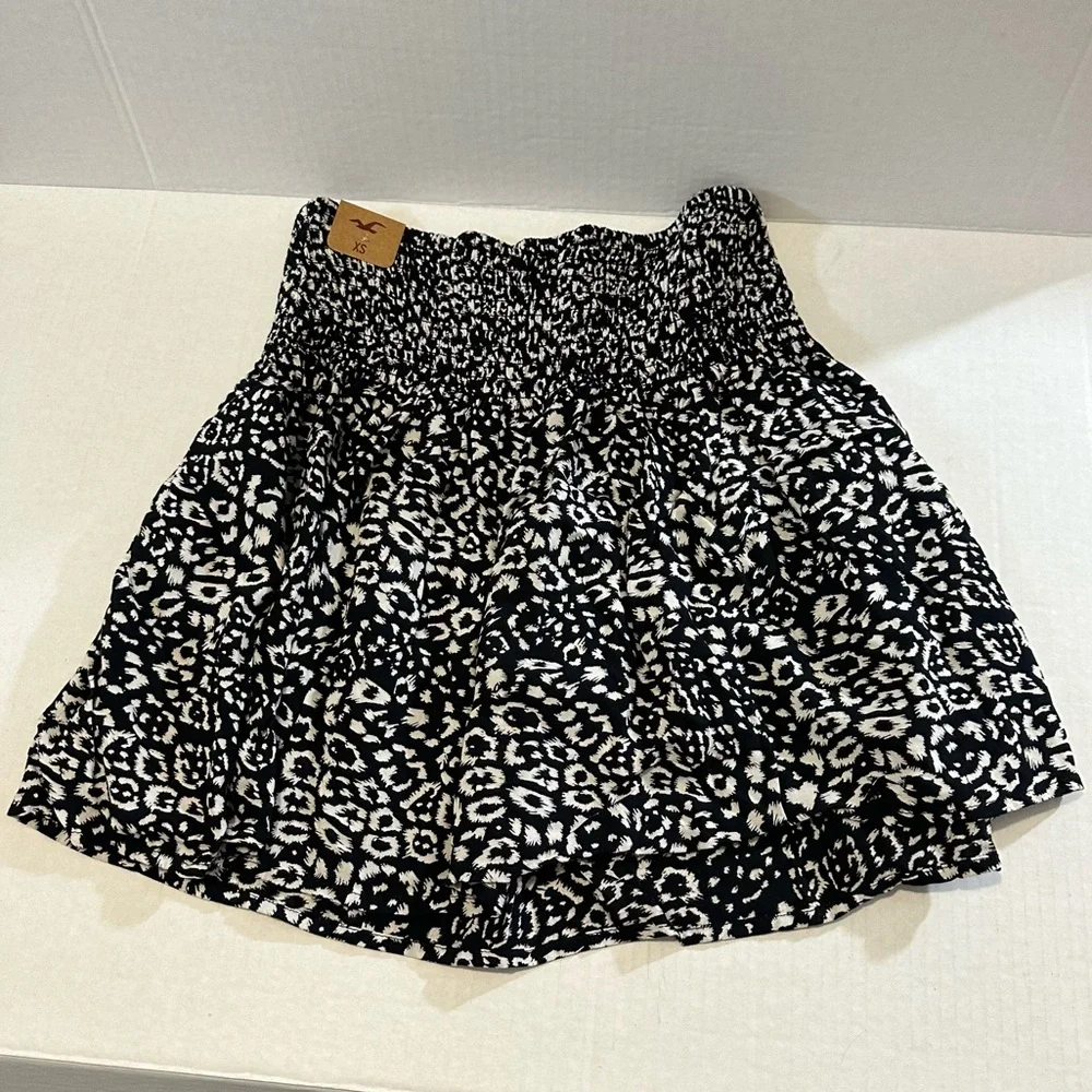 Hollister Leopard Print Mini Skirt XS - Picture 4 of 4